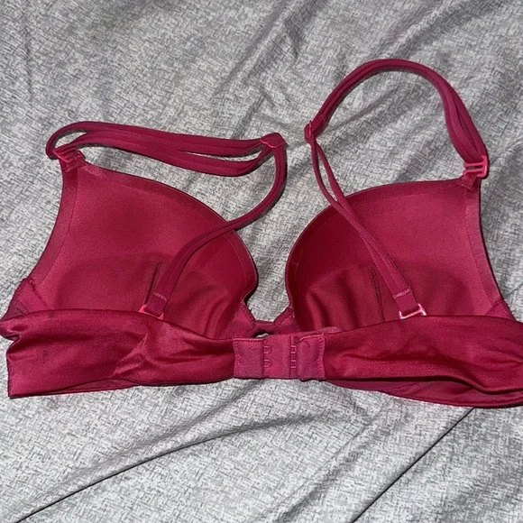 Victoria Secret Very Sexy Push Up Bra - Picture 2 of 5